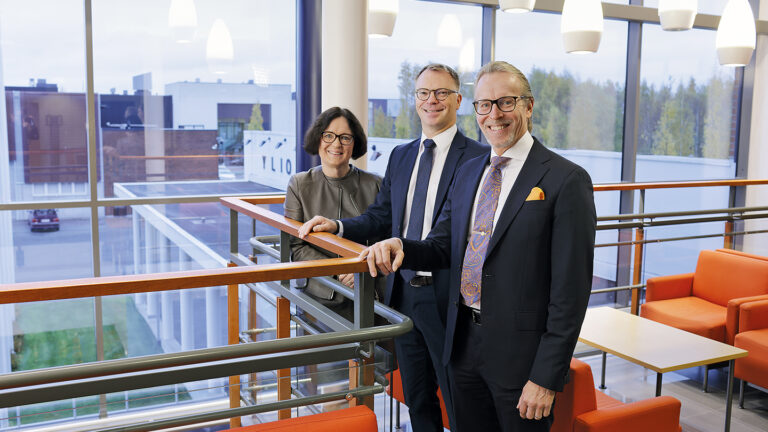 Managing Director of OP Pedersörenejden Agneta Ström-Hakala, Managing Director of OP Keski-Pohjanmaa Jyrki Rantala, and Managing Director of OP Vaasa Ulf Nylund.